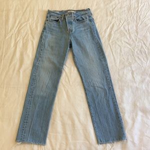 Women’s Levi’s Wedgie Straight Light Wash Jeans
